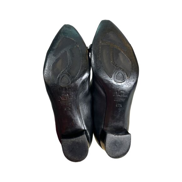 AGL Black Leather Chunky Heel Studded Pointed Cap Toe Heels Size 37.5 (US 7) - Picture 6 of 9